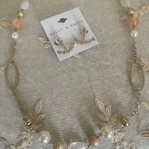 Gold and pink Necklace and earring set